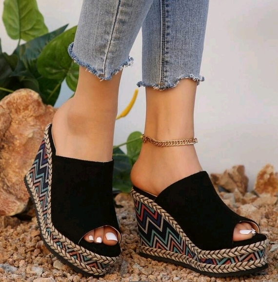 COPY - Bohemian Mules Women Fashionable Colorful High-Heeled Slippers With Plat… - Picture 2 of 5